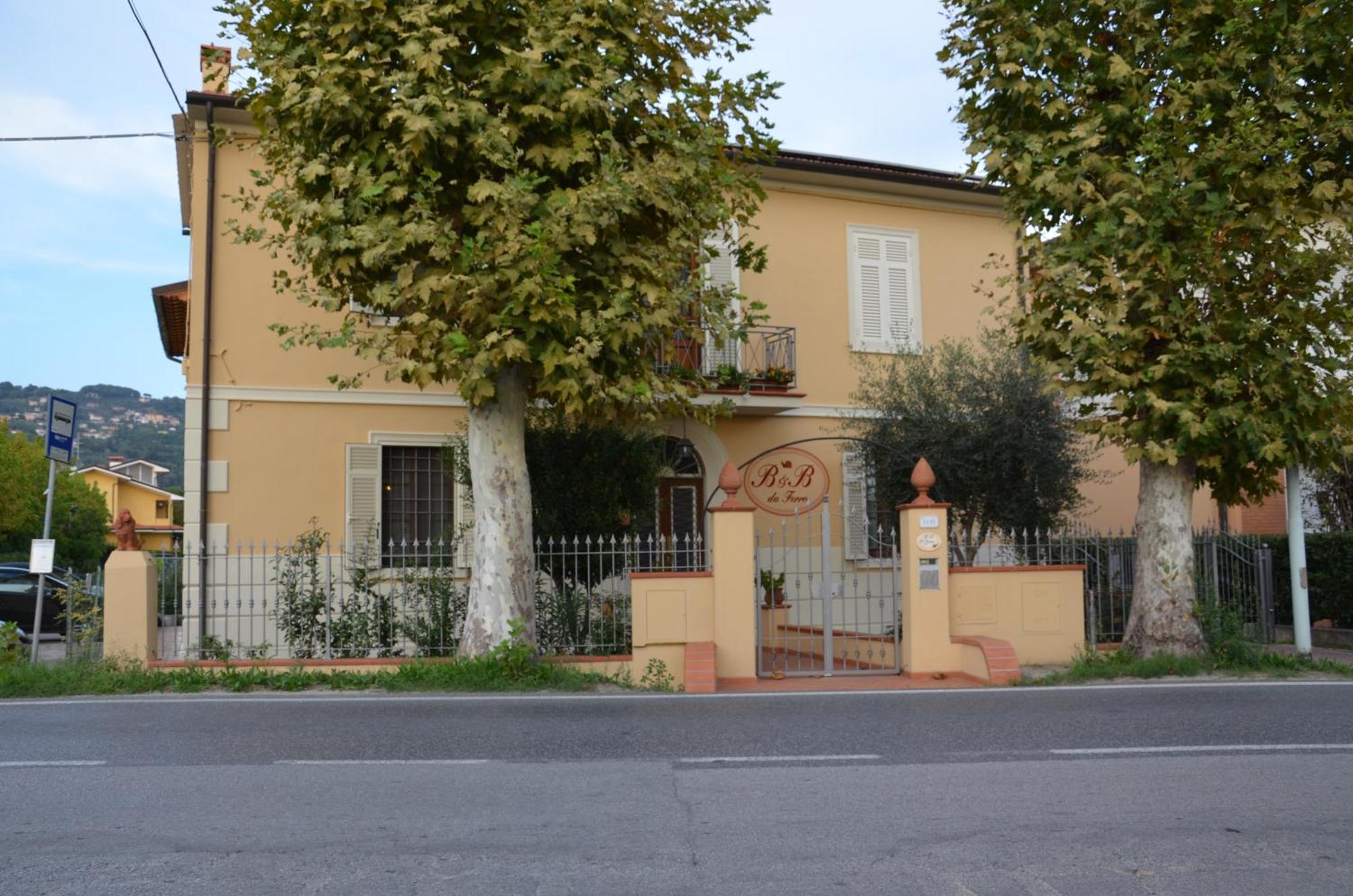 B&B Da Ferro Massarosa Exterior foto